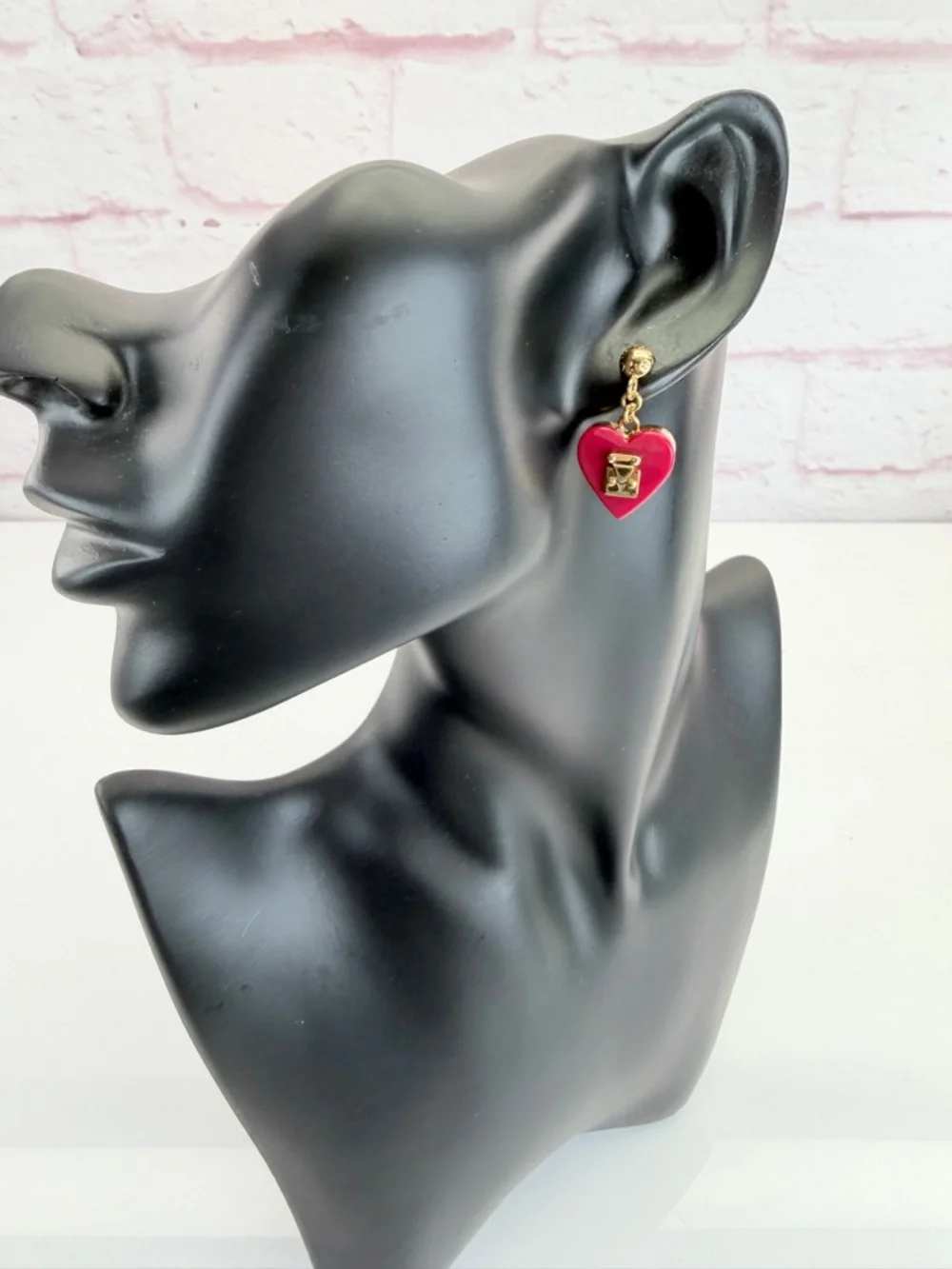 Louis Vuitton Lock Me Heart Earrings Pomme D'Amour